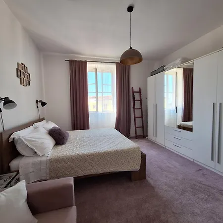 Apartman Karmen *